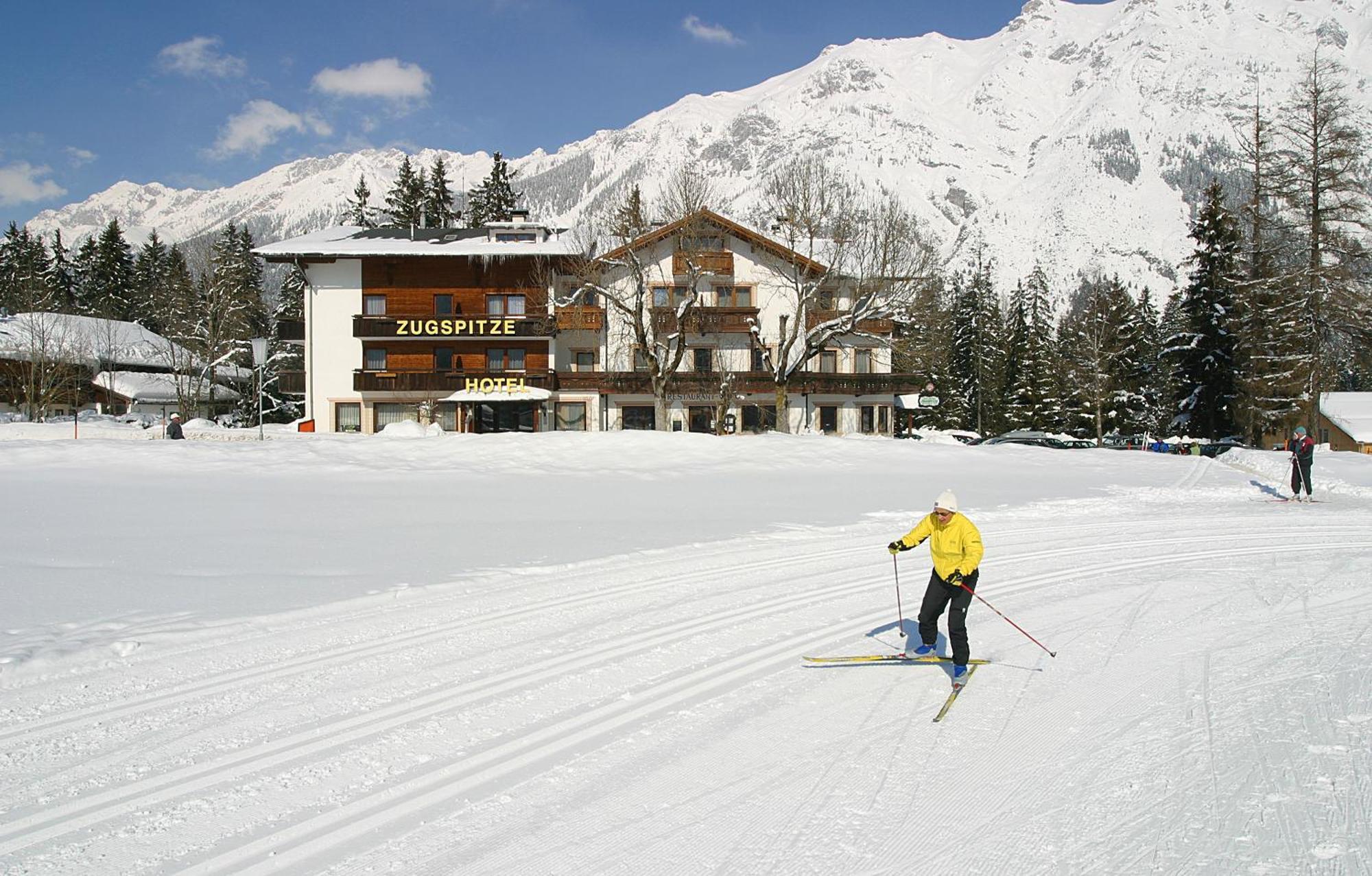 Design Apartments & Zimmer - Zugspitze Leutasch Bagian luar foto